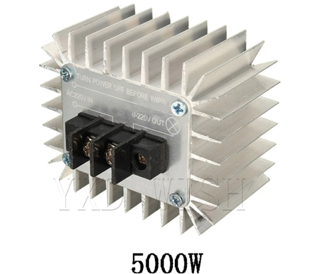 Régulateurs de  tension 5000W AC 220V Avec Cache de protection