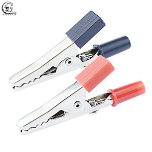 Pince Crocodile isolée en plastique longueur 52mm